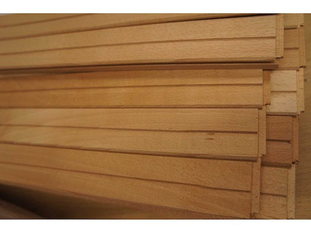 56,45 m² massief beuken visgraat 21mm - afbeelding 8 van  8