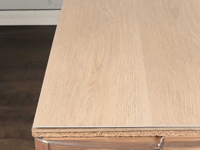 57 m2 pvc spc click vinyl plank met xps onderlaag - 1220 x 228 x 4+1 mm - afbeelding 2 van  4