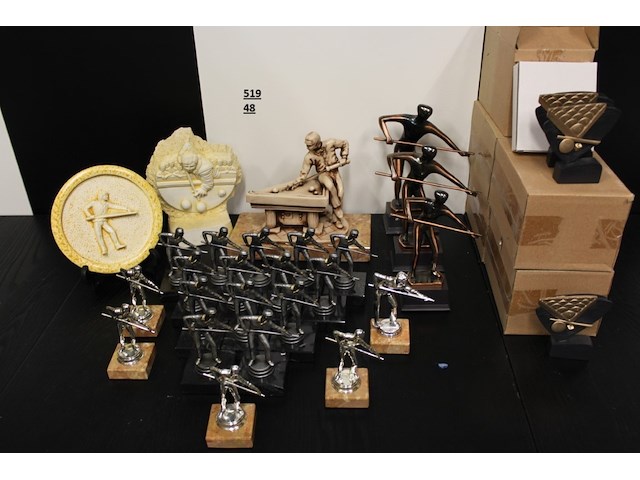 58 x biljarttrofee + 30 in doosje - afbeelding 3 van  4