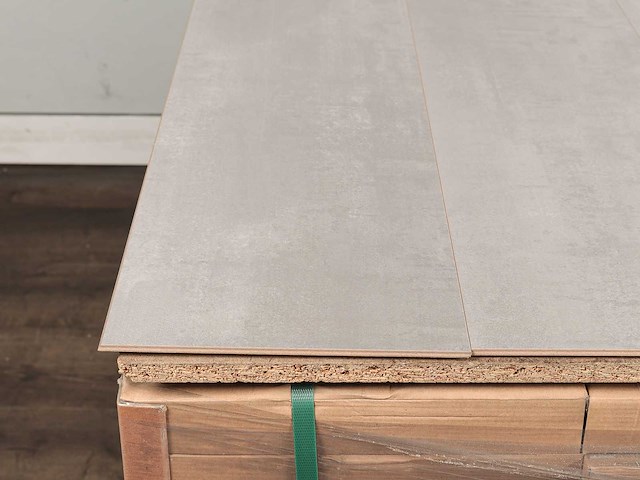 59 m2 laminaat plank - 1383 x 244 x 8 mm - afbeelding 2 van  4
