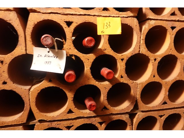 5x 75cl chateau plantey 1975 - afbeelding 3 van  3