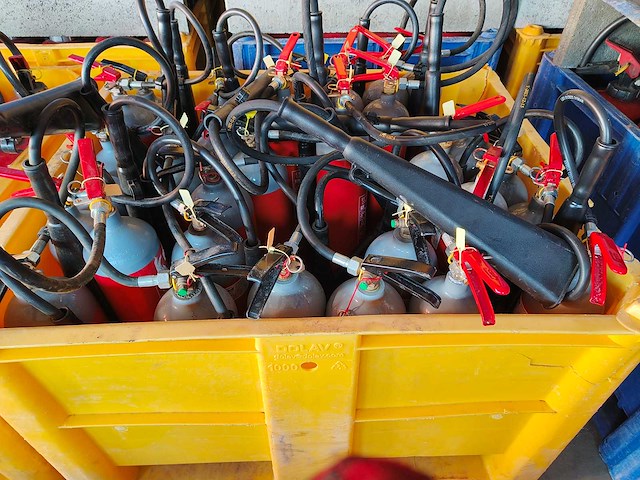 5x co2 blusser- sicli - fire extinguisher (5x) - afbeelding 9 van  10