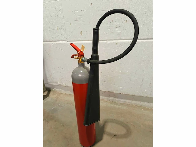5x co2 blusser- sicli - fire extinguisher (5x) - afbeelding 8 van  10