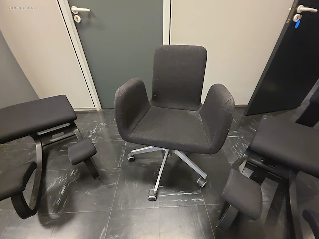 (5x) design bureaustoelen varier,… - afbeelding 2 van  8