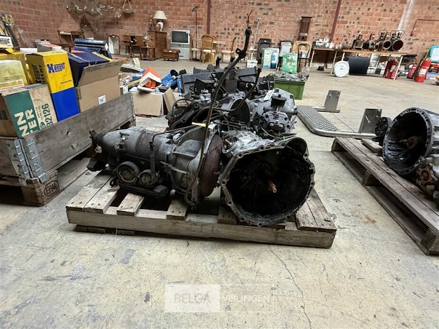 5x div versnellingsbakken mercedes - afbeelding 1 van  6