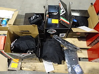 5x diverse helmen - afbeelding 6 van  6