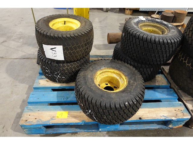5x diverse stalen velg john deere - afbeelding 1 van  3