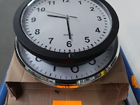 5x diverse wandklok - afbeelding 1 van  6