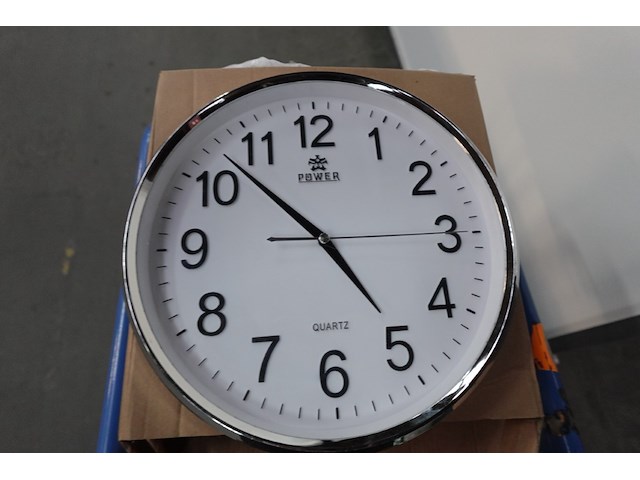 5x diverse wandklok - afbeelding 2 van  6