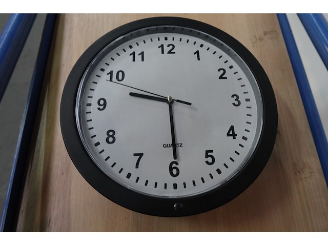 5x diverse wandklok - afbeelding 6 van  6