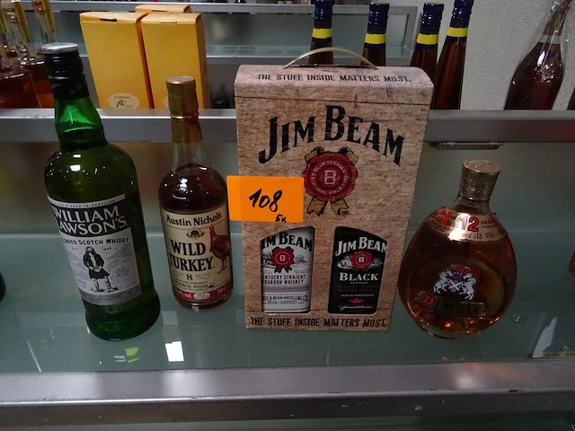 5x diverse whiskey - afbeelding 1 van  4