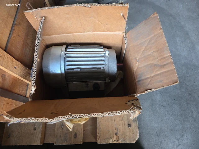 (5x) electrische motoren nn divers - afbeelding 1 van  4