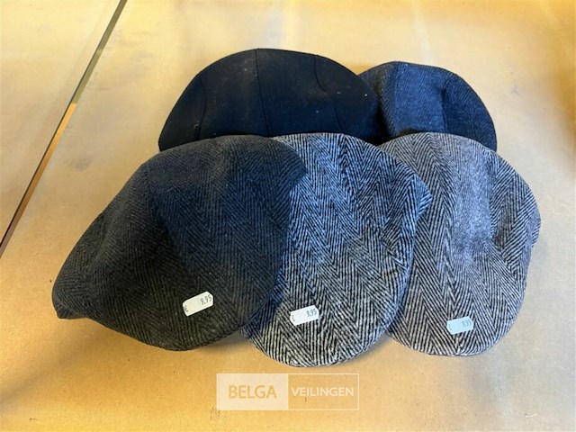 ± 5x flatcap - afbeelding 1 van  1