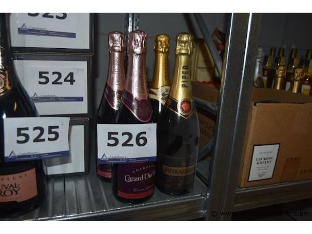 5x fles champagne, wo. 2x canard-duchêne cuvée léonie, 1x piper-heidsieck brut millésime - afbeelding 1 van  2