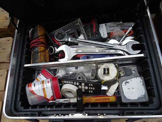5x gereedschapskoffer + inhoud - afbeelding 3 van  11
