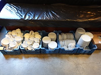 5x grijpbak + inhoud porselein - afbeelding 1 van  7