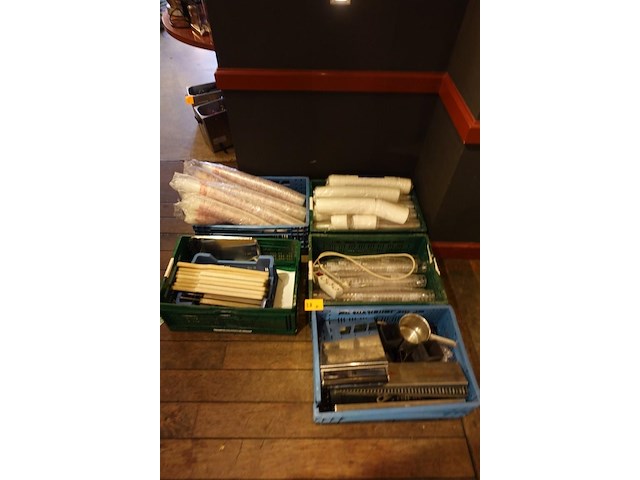 5x grijpbak + inhoud - afbeelding 1 van  6