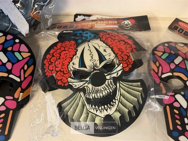 ± 5x halloween maskers - afbeelding 4 van  5