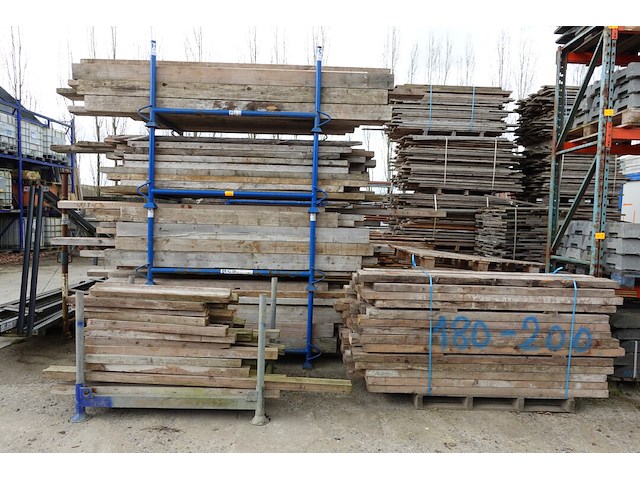 5x houder met hout - afbeelding 1 van  4