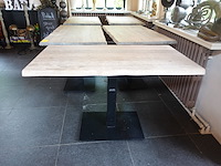 5x houten tafel