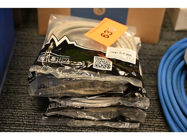 5x kabels cat6a - afbeelding 1 van  2