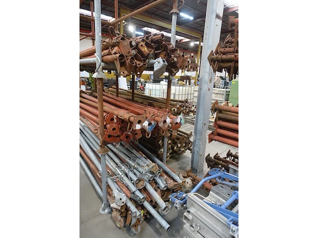 5x metalen stapelbare houder + stansoenen - afbeelding 3 van  3