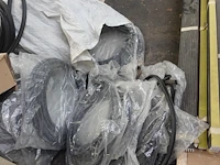 5x pallet deurbeslag & rubbers - afbeelding 29 van  31