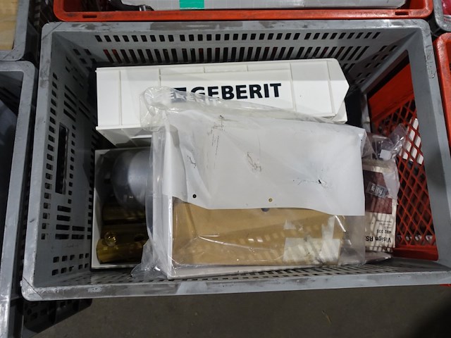 5x pallet divers sanitair toebehoren - afbeelding 9 van  27