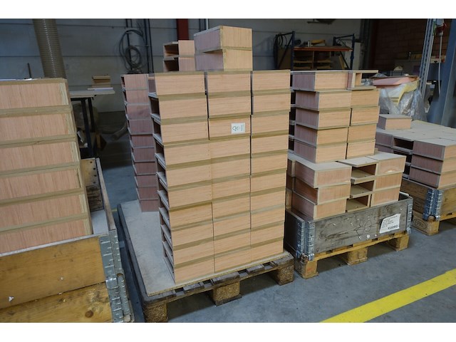 5x pallet houten armleuningen - afbeelding 4 van  5