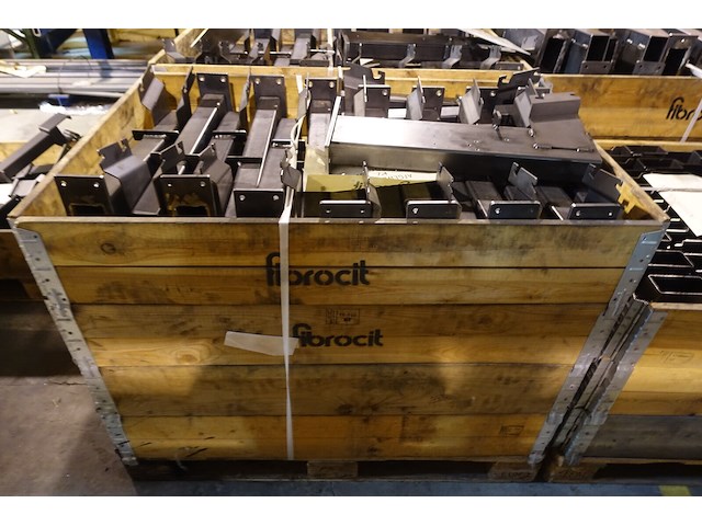 5x pallet metalen onderdelen - afbeelding 6 van  6