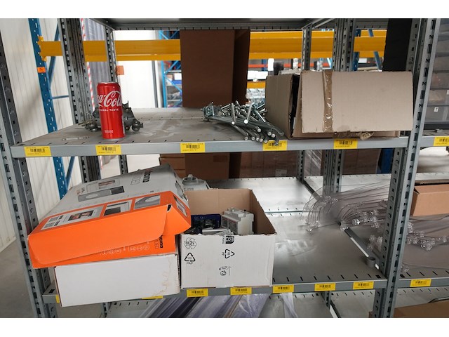 5x pallet pvc onderdelen voor winkelrekken gondella - afbeelding 7 van  9
