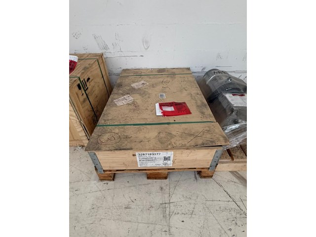 5x pallet spare parts kraussmaffei - afbeelding 3 van  25