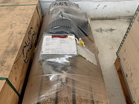 5x pallet spare parts kraussmaffei - afbeelding 8 van  25