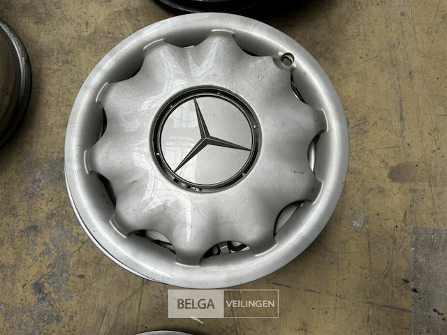 5x sierdeksel mercedes - afbeelding 1 van  2