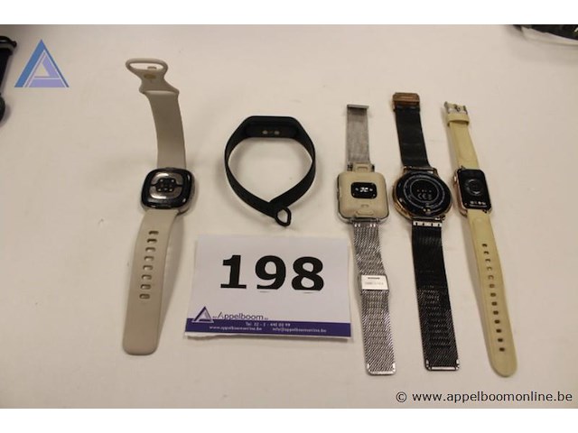 5x smartwatches, werking niet gekend - afbeelding 2 van  2