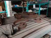 5x stapelbare galva houder + inhoud smeedwerk - afbeelding 8 van  10