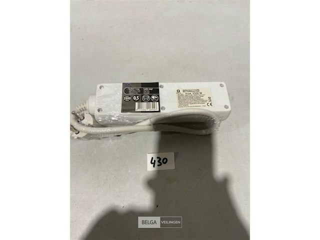 5x stekkerblok van 3 met schakelaar - afbeelding 3 van  3