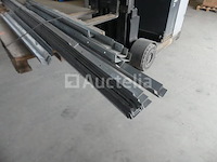 5x5 gegalvaniseerde stalen hoeken - afbeelding 3 van  9