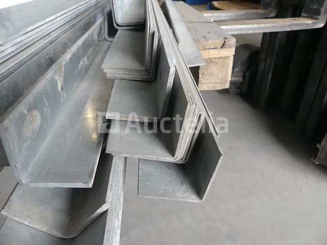 5x5 gegalvaniseerde stalen hoeken - afbeelding 5 van  9