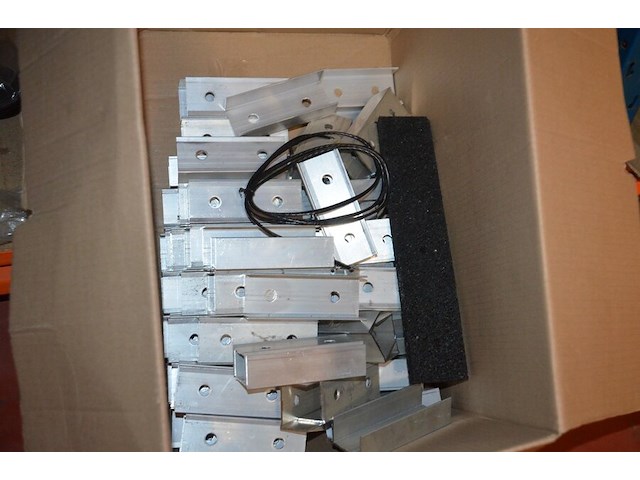 6 alu klikprofielen voor zonnepanelen 6 m, 30 alu u-profielen 8 cm (6,7) - afbeelding 5 van  6