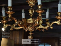 6-armige kroonluchter uit hout goud geschilderd - afbeelding 3 van  4