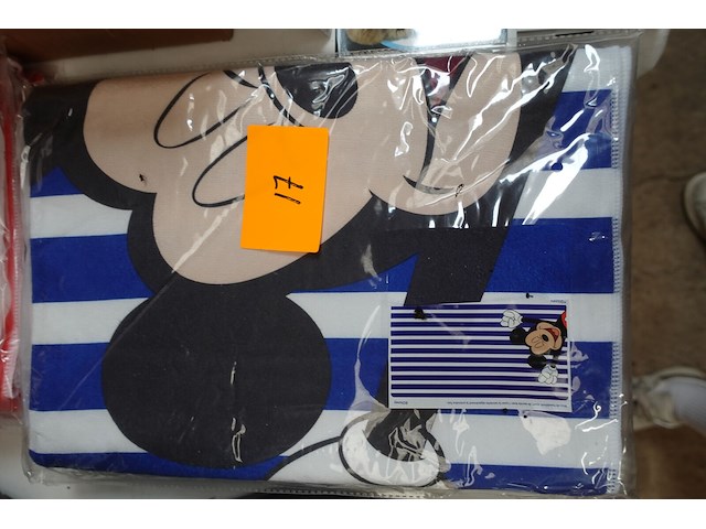 6 badhanddoeken (mickey mousse) - afbeelding 2 van  3
