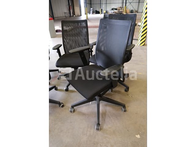 6 bijpassende bureaustoelen - afbeelding 1 van  5