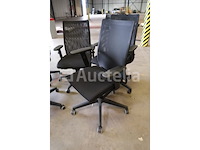 6 bijpassende bureaustoelen - afbeelding 1 van  5