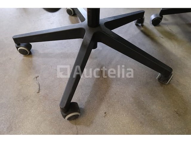 6 bijpassende bureaustoelen - afbeelding 2 van  5