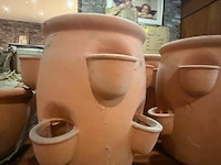 6 bloempotten met gaatjes - afbeelding 2 van  3