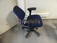 6 bureaustoelen en 2 kapstokjes - afbeelding 14 van  19