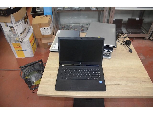 6 defecte laptops allen zonder lader (b398) - afbeelding 7 van  18