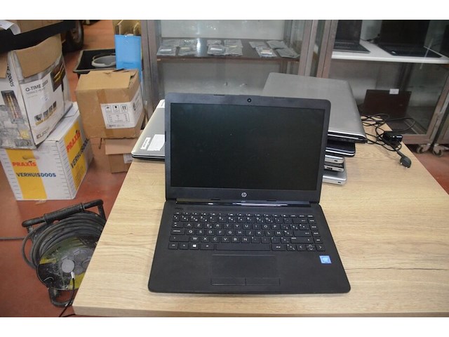 6 defecte laptops allen zonder lader (b398) - afbeelding 8 van  18