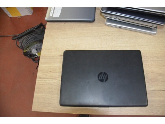 6 defecte laptops allen zonder lader (b398) - afbeelding 9 van  18